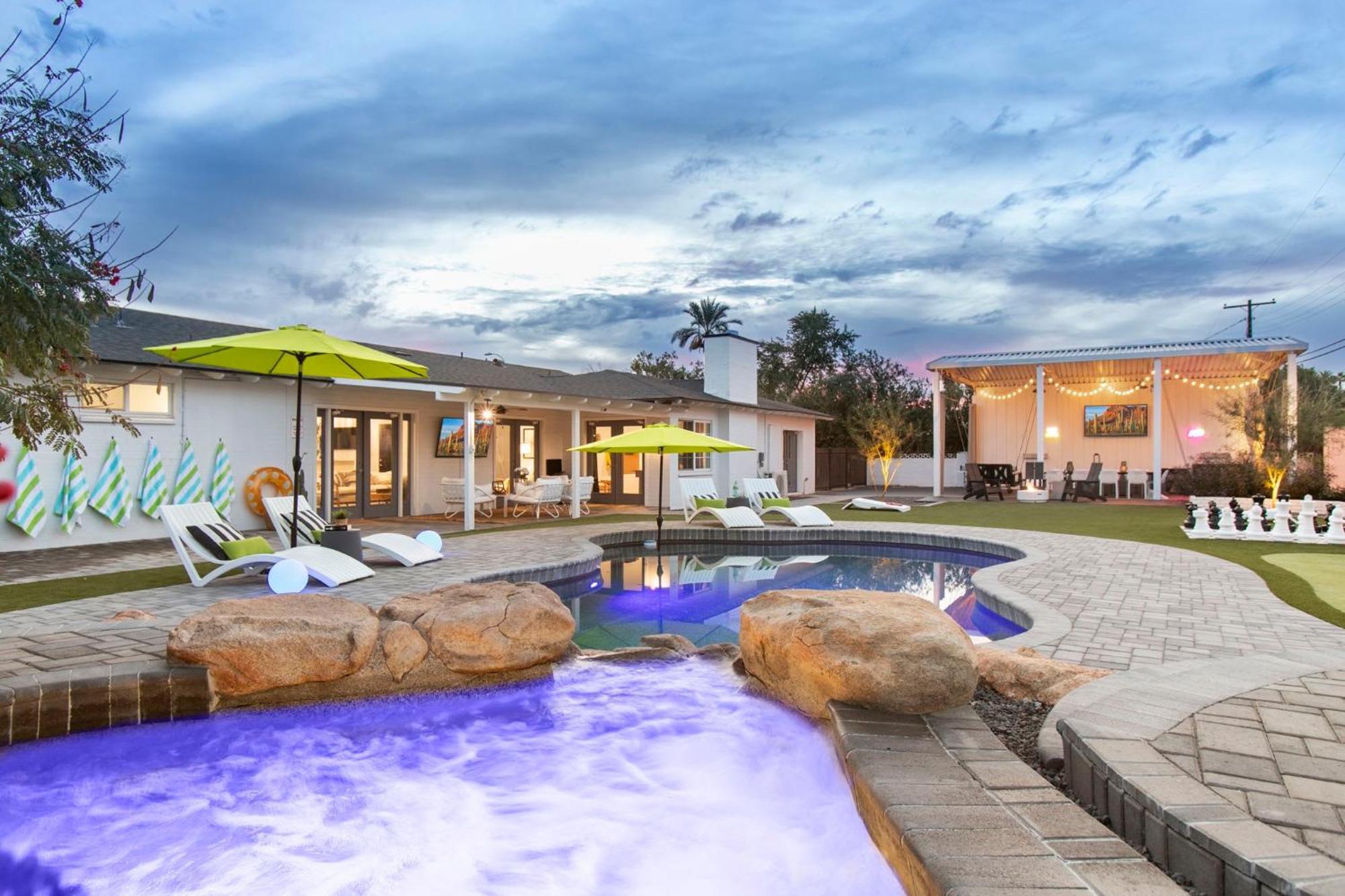 Hotel Homes - The Camelback Manor Phoenix Exterior photo